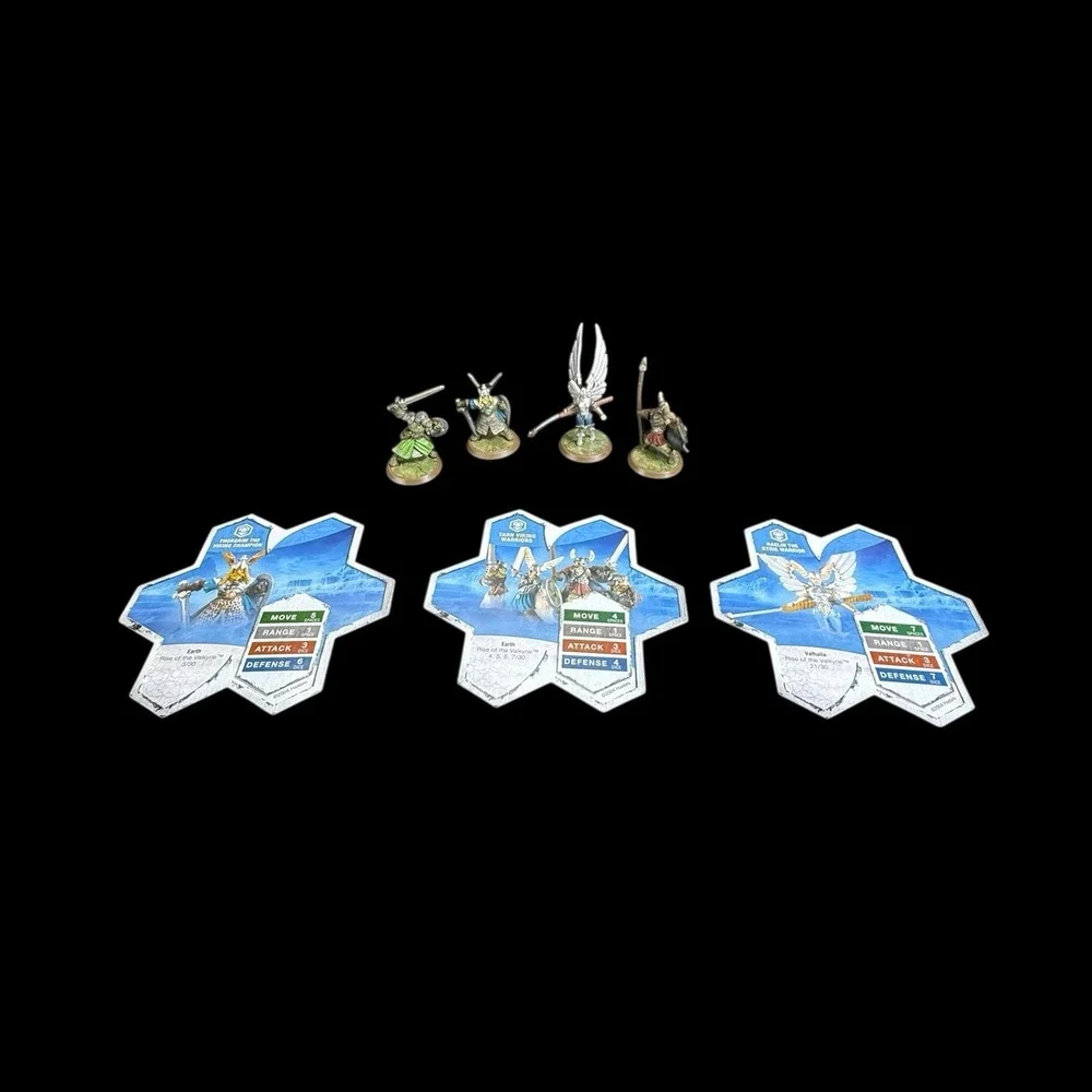 Heroscape‎ Raelin, Thorgrim and 2 of 4 Tarn Viking Warriors 4 Figs 3 Cards
